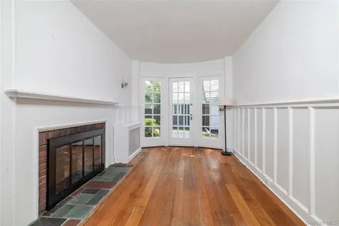 210 Demott Avenue Rockville Centre NY 11570