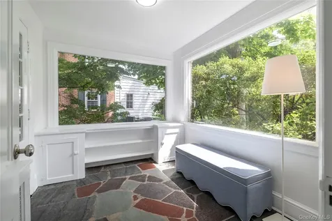 210 Demott Avenue Rockville Centre NY 11570