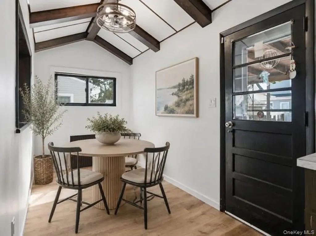 45 Kenmore Road Valley Stream NY 11581