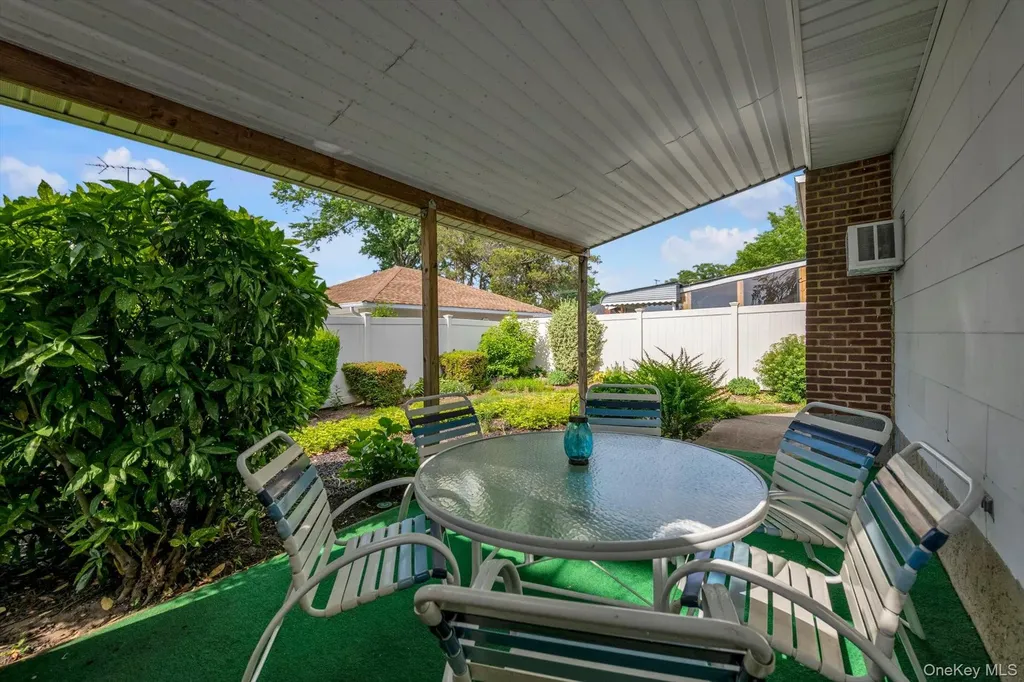 57 Lawrence Road Hempstead NY 11550