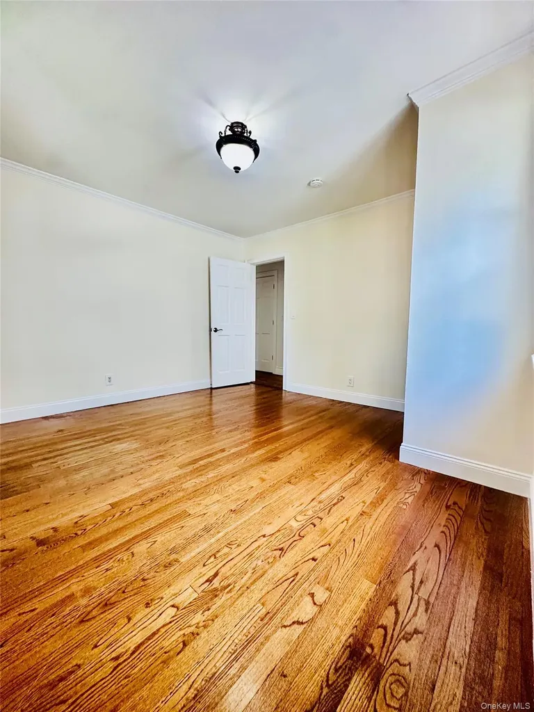 35 Lindsey Street Yonkers NY 10704