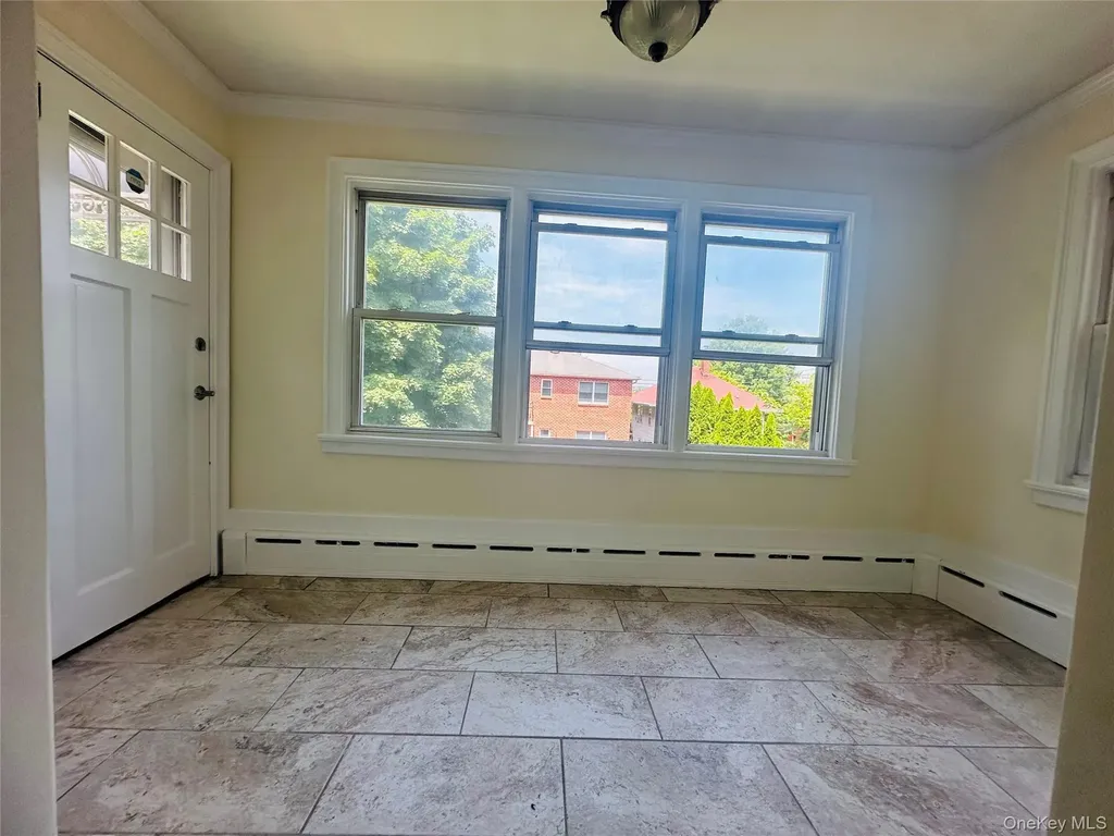 35 Lindsey Street Yonkers NY 10704