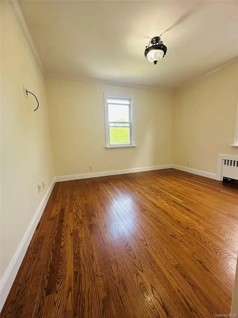 35 Lindsey Street Yonkers NY 10704