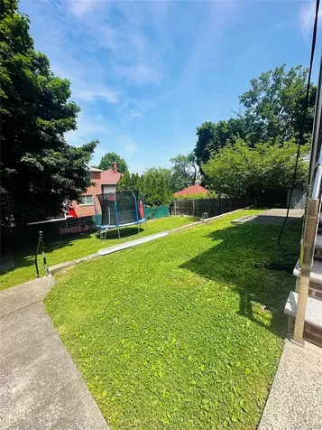 35 Lindsey Street Yonkers NY 10704