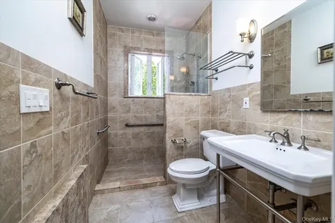 52-37 39th Avenue Sunnyside NY 11104