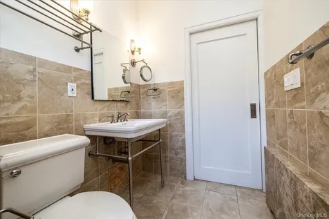 52-37 39th Avenue Sunnyside NY 11104