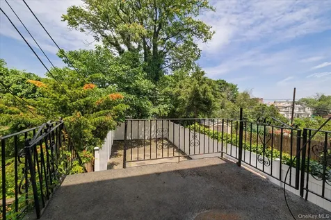 52-37 39th Avenue Sunnyside NY 11104
