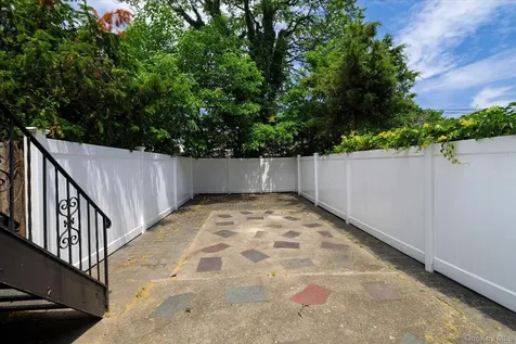52-37 39th Avenue Sunnyside NY 11104