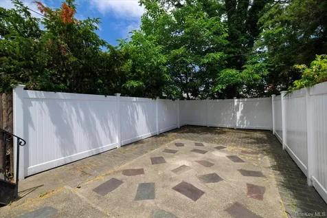 52-37 39th Avenue Sunnyside NY 11104