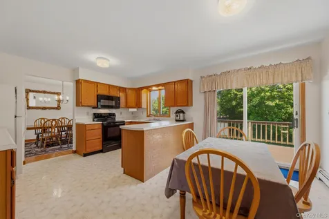 33 Dunn Lane Poughquag NY 12570