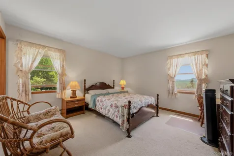 33 Dunn Lane Poughquag NY 12570
