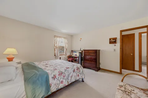 33 Dunn Lane Poughquag NY 12570