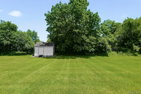 33 Dunn Lane Poughquag NY 12570