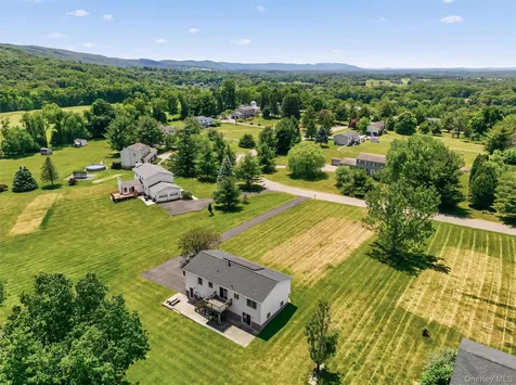 33 Dunn Lane Poughquag NY 12570