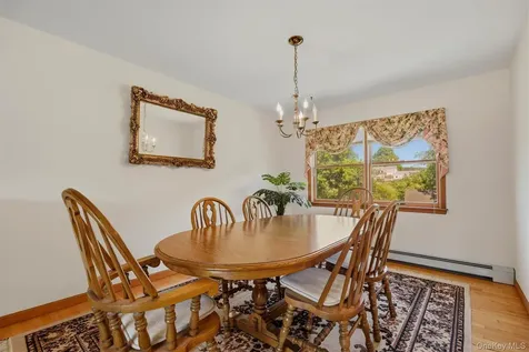 33 Dunn Lane Poughquag NY 12570
