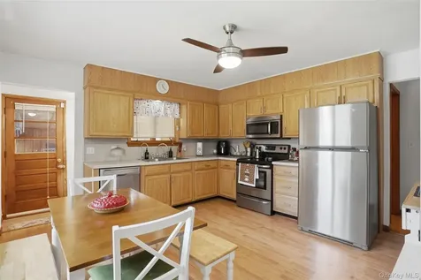 23 Dupay Road Pleasant Valley NY 12569