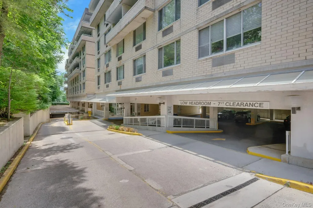 1270 North Avenue New Rochelle NY 10804