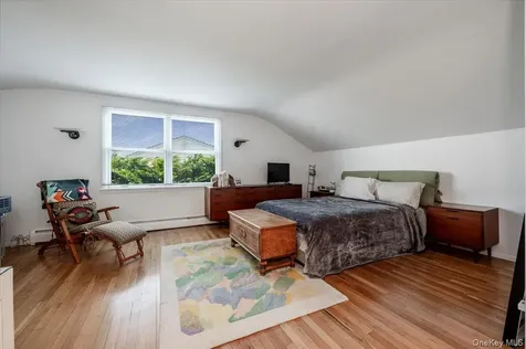 248 Harbor Lane Massapequa Park NY 11762