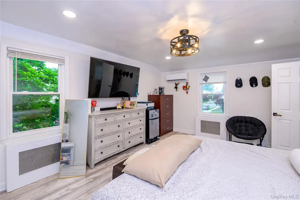 106 Dunwoodie Street Yonkers NY 10704