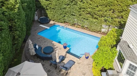 2539 Bradley Court Merrick NY 11566
