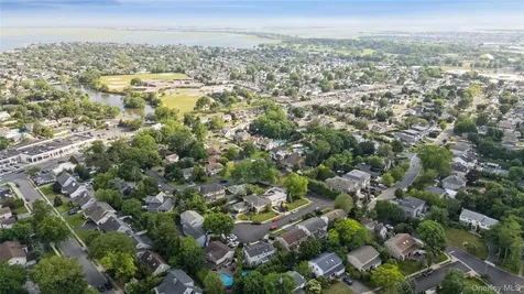 2539 Bradley Court Merrick NY 11566