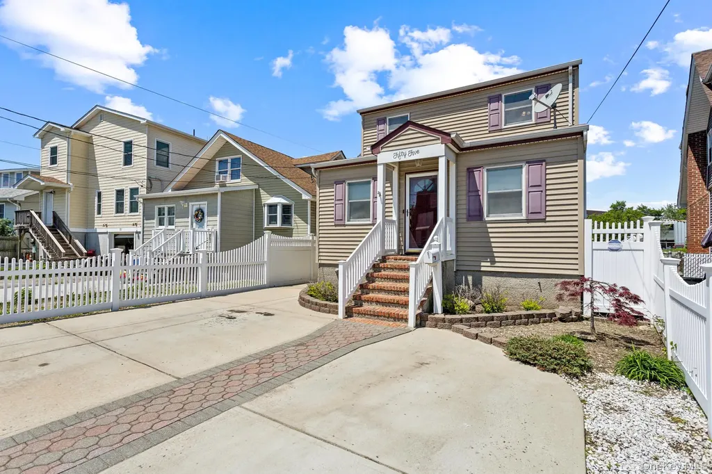 55 West Avenue Lawrence NY 11559