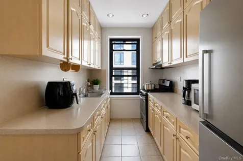 5001 4th Avenue Brooklyn NY 11220