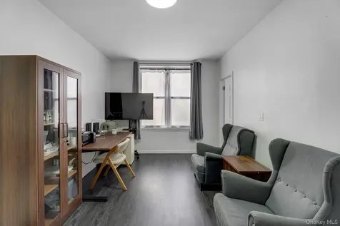 5001 4th Avenue Brooklyn NY 11220