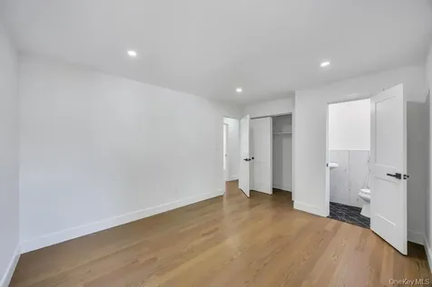 2331 Neptune Avenue Seaford NY 11783