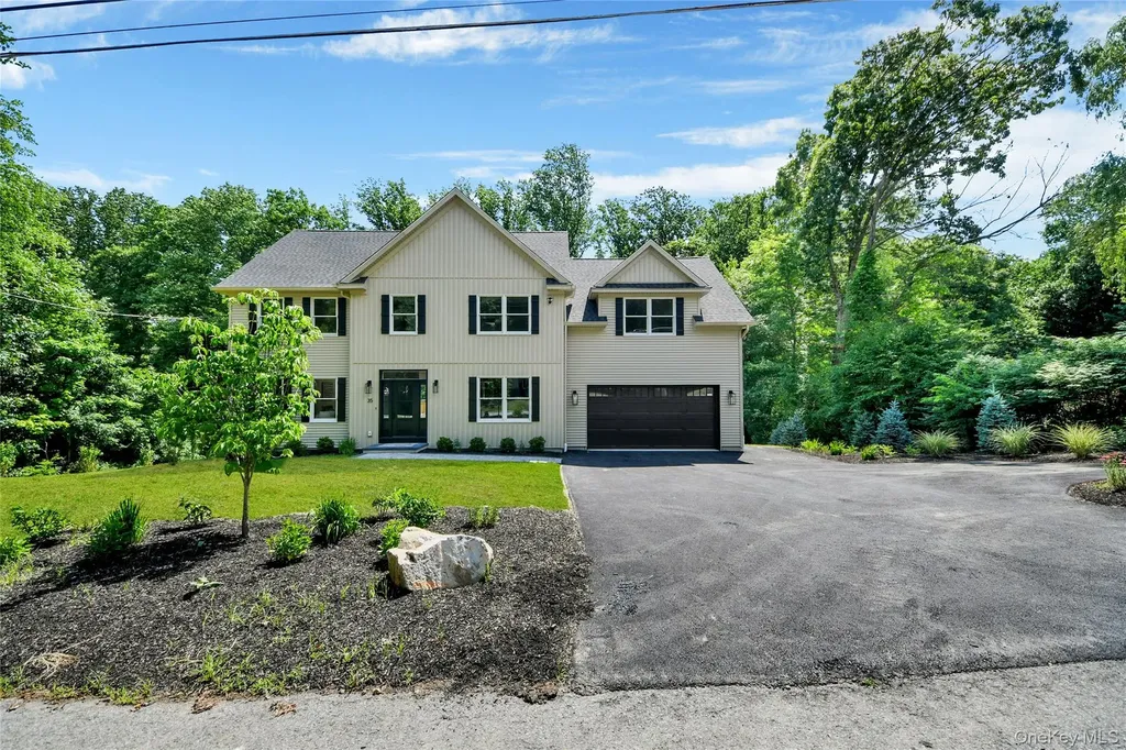 35 Shady Brook Lane Cortlandt Manor NY 10567