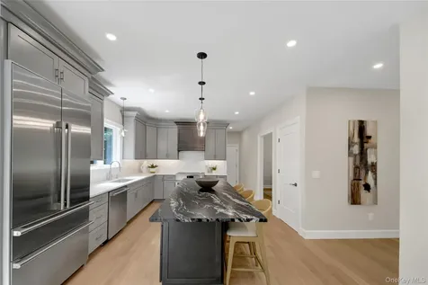 35 Shady Brook Lane Cortlandt Manor NY 10567