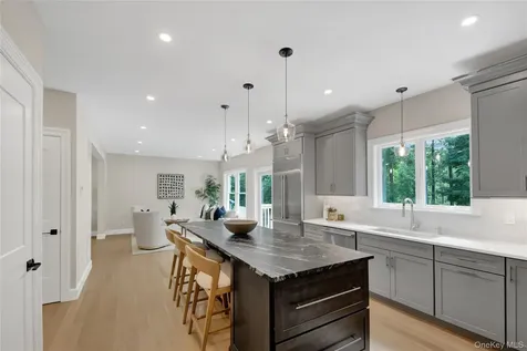 35 Shady Brook Lane Cortlandt Manor NY 10567
