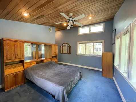 60 Winston Drive Smithtown NY 11787