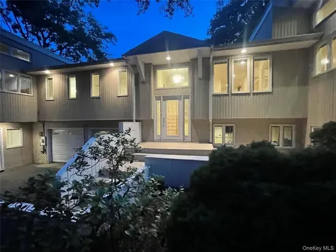 60 Winston Drive Smithtown NY 11787