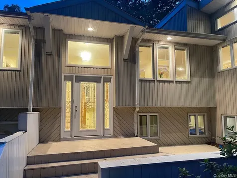 60 Winston Drive Smithtown NY 11787
