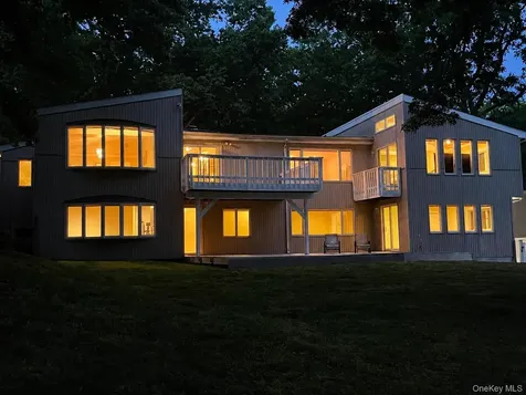 60 Winston Drive Smithtown NY 11787