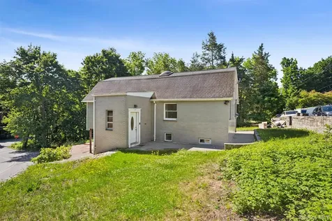 3 Williams Street Putnam Valley NY 10579