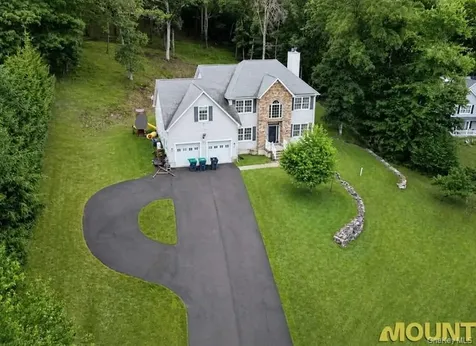 14 Apple Hill Drive Highland Mills NY 10930