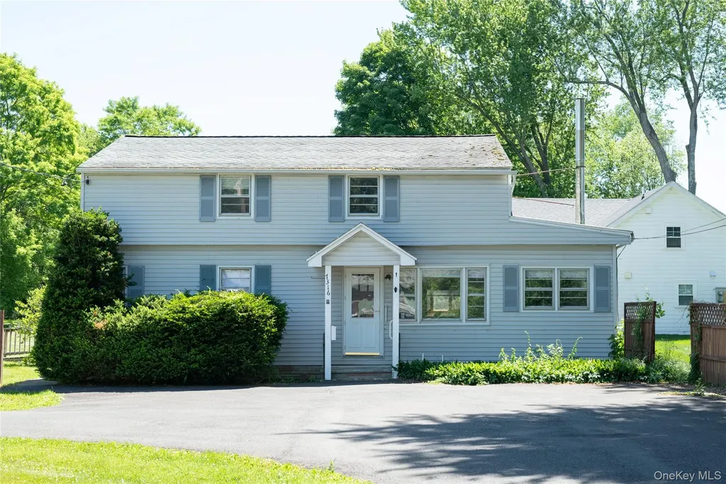 7318 S Broadway Red Hook NY 12571