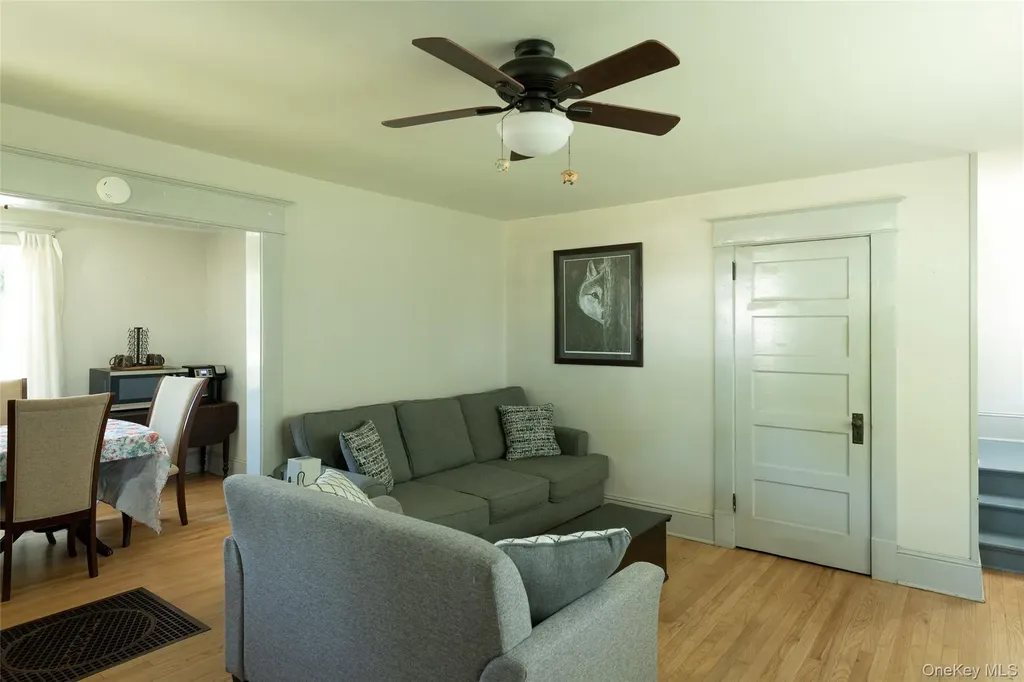 7318 S Broadway Red Hook NY 12571