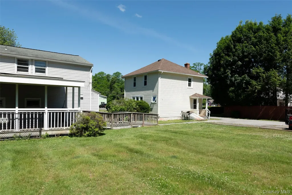 7318 S Broadway Red Hook NY 12571