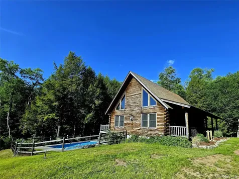 108 Eagles Ridge Way Parksville NY 12768
