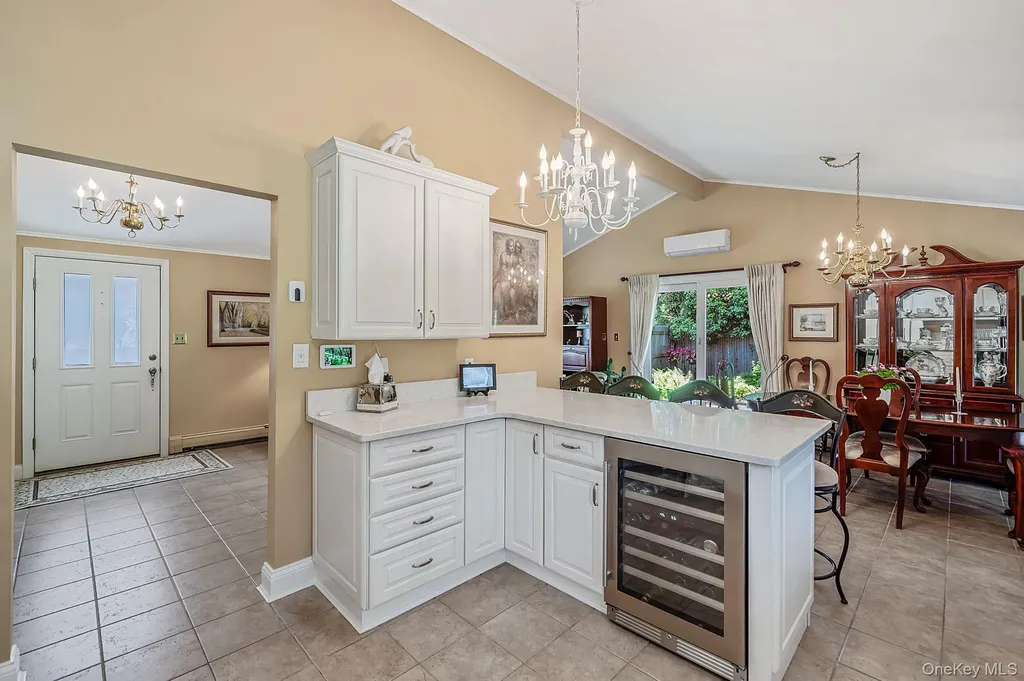 11 Beverly Lane East Moriches NY 11940