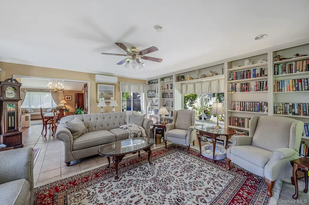 11 Beverly Lane East Moriches NY 11940