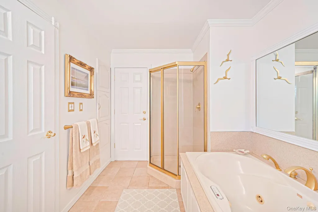 11 Beverly Lane East Moriches NY 11940