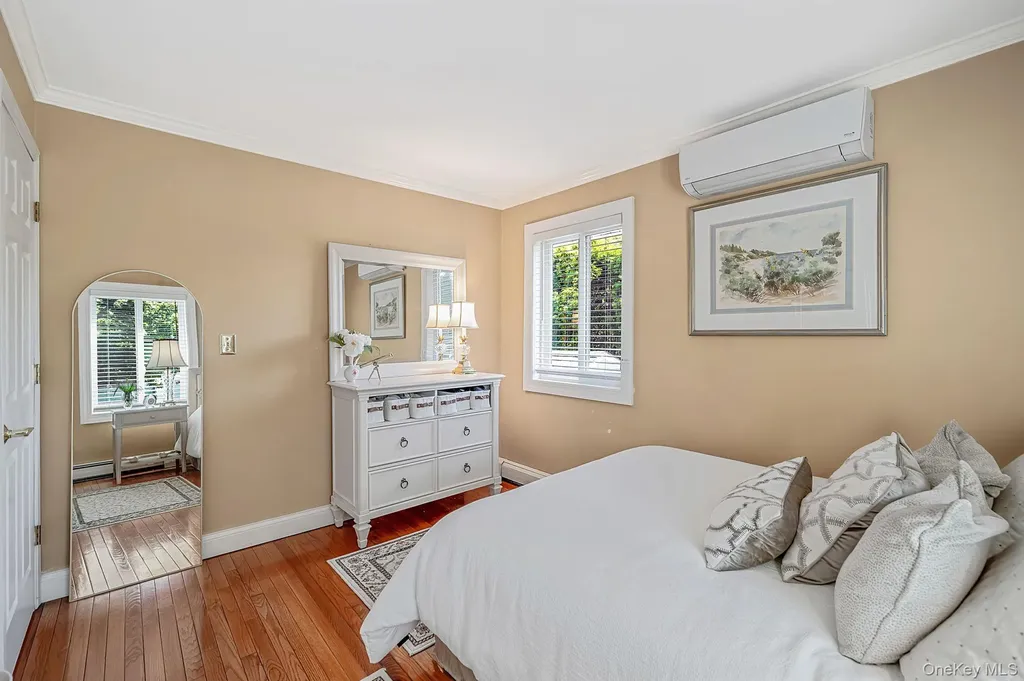 11 Beverly Lane East Moriches NY 11940