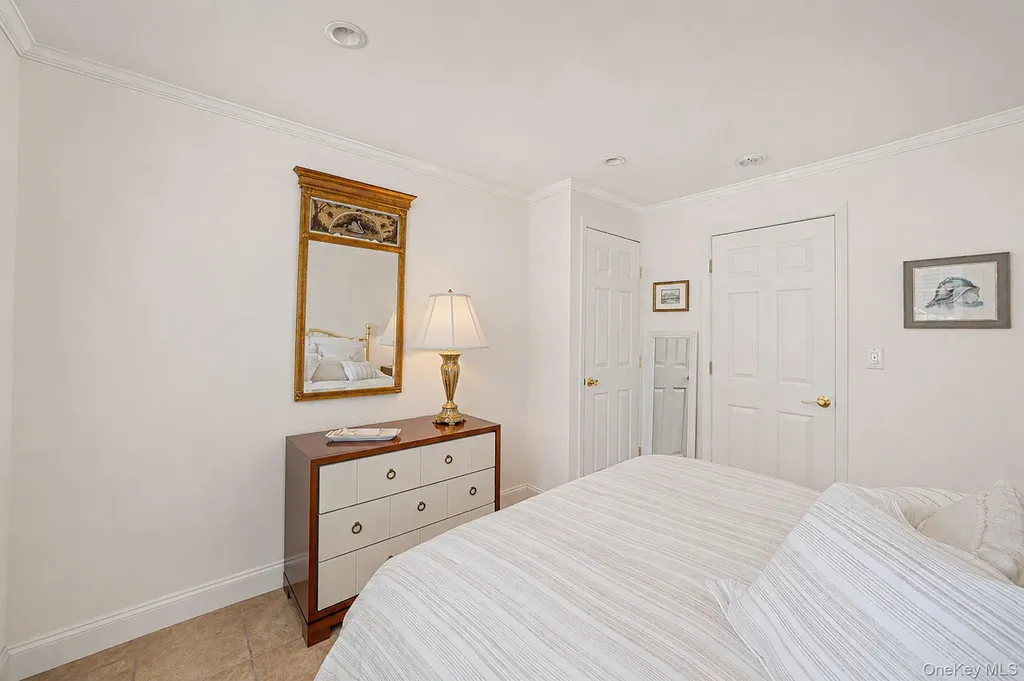 11 Beverly Lane East Moriches NY 11940