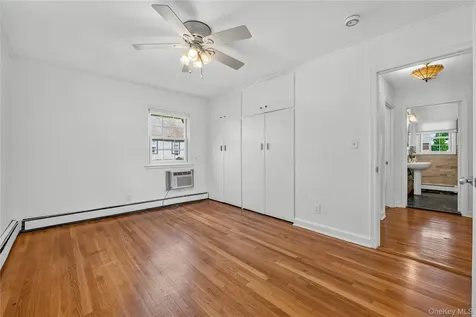 67 Topland Road White Plains NY 10605