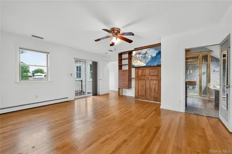67 Topland Road White Plains NY 10605