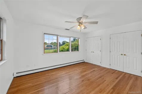 67 Topland Road White Plains NY 10605